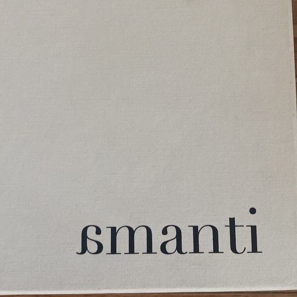 RARE Amanti Satchel - Picture 2 of 9